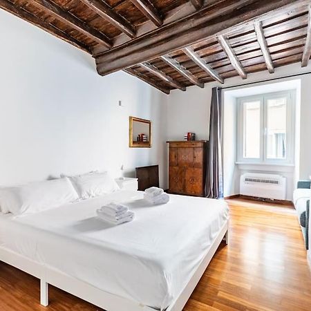 Bottega Augustea Duplex Apartment In Monti Roma Exterior foto