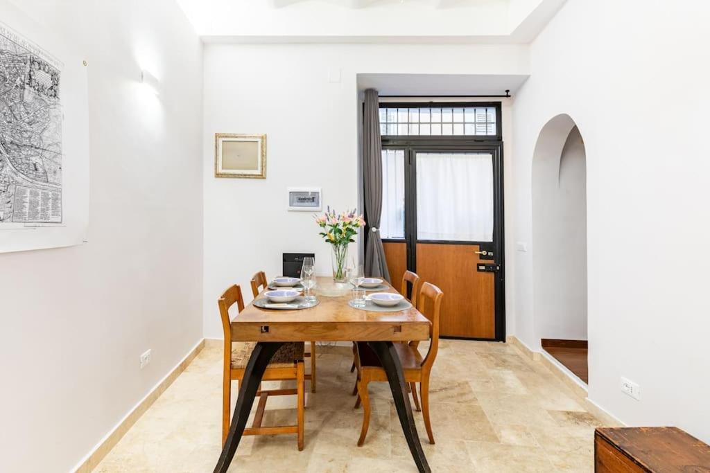Bottega Augustea Duplex Apartment In Monti Roma Exterior foto